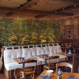 Estia Taverna – Radnor