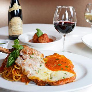 Carmine's La Trattoria