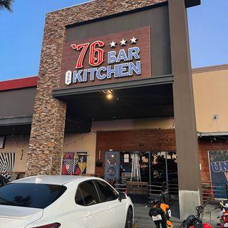 '76 Bar and Kitchen