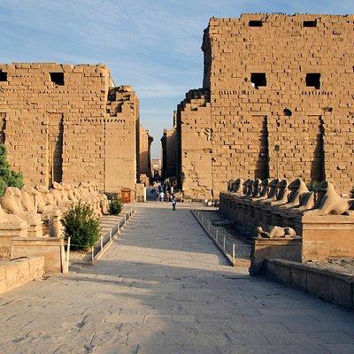 Private Day Tour from Marsa Alam to Luxor