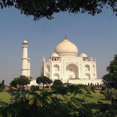 Private Transfer From Jaipur to Agra including Fatehpur Sikri