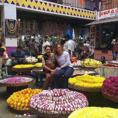 Bengaluru Pete City Market Half-Day Walking Tour