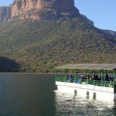 Cruise on Blyde Dam & Moholoholo Rehab Centre Day Tour from Hazyview