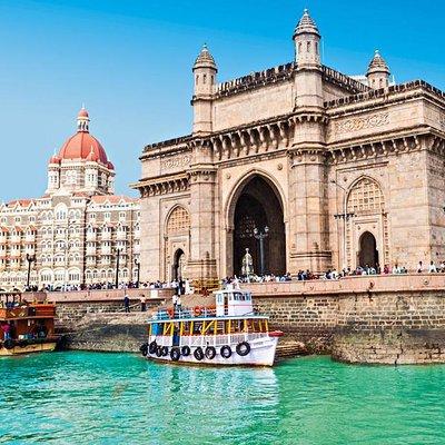 Two Days Mumbai Tour Package : City + Slum + Elephanta + Market