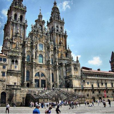 Santiago de Compostela: Walking Tour with a Local Guide