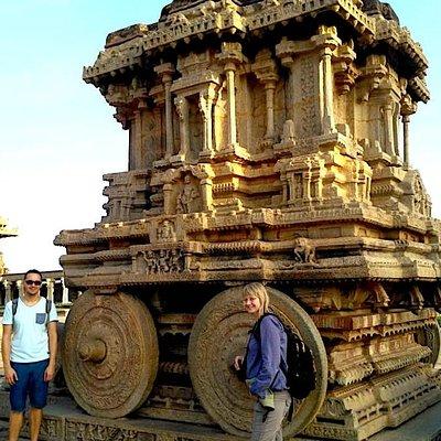 4 days tour from Bangalore to Hampi, Badami, Aihole & Pattadakal