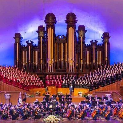 Tabernacle Choir Performance + Salt Lake City Bus Tour