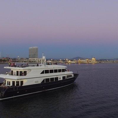 San Diego Harbor Dinner Cruise