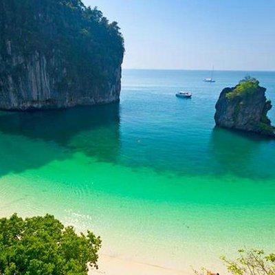 Island Hopping from Hong to James Bond Islands from Krabi with Speedboat