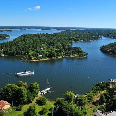 Stockholm Archipelago Cruise with Guide