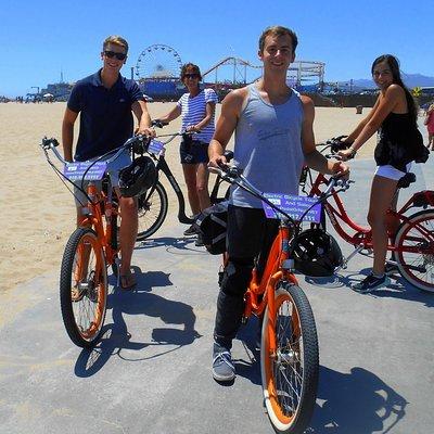 Small-Group Electric Bike Tour of Santa Monica and Venice 