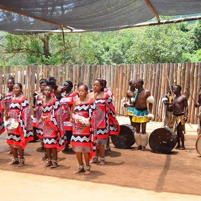 Full-day Tour of Eswatini (Swaziland) (Min. 2 pax)