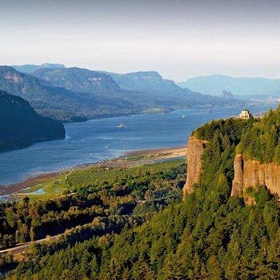 Private - 1/2 day Columbia River Gorge & Waterfalls Tour From Portland