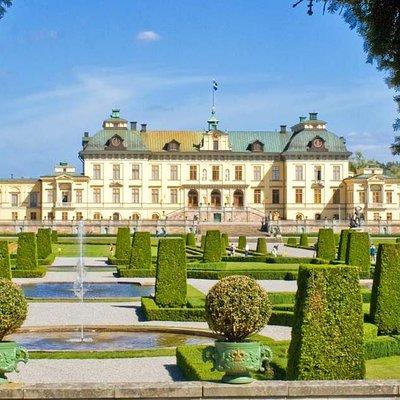 Drottningholm Palace Tour VIP Car and Private Guide 