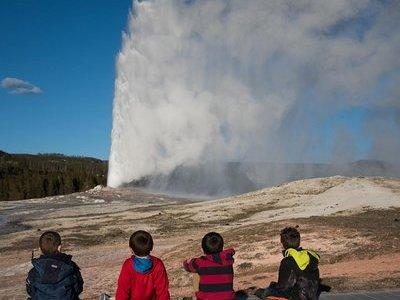 Private Yellowstone Old Faithful and Lower Loop Tour