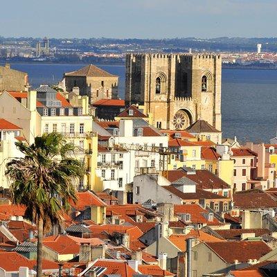 Lisbon Full Day Private Tour from the West