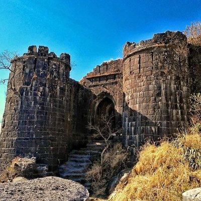 Khadakwasla Dam, Sinhagad Fort Tour by Car