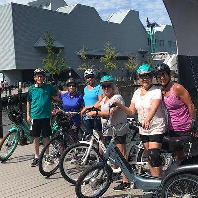 Electric Bike Rental Downtown Norfolk (self guided tour) 