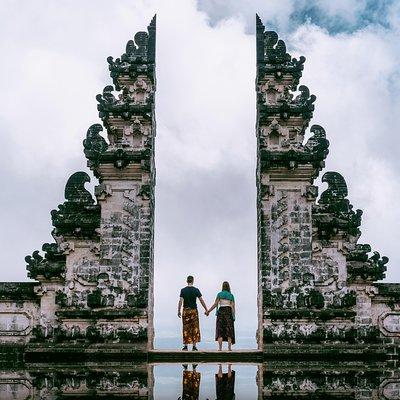 Bali Instagram: Gate of Heaven Temple Tour