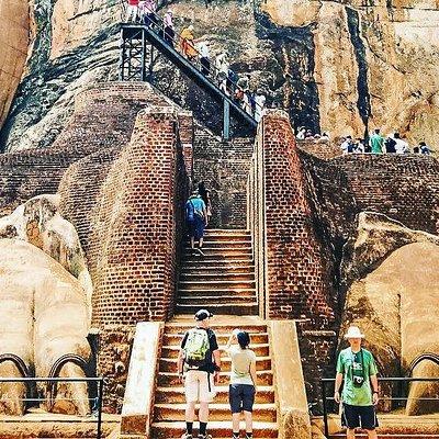 Sigiriya, Polonnaruwa & Dambulla "Trilogy" Day Tour from Colombo