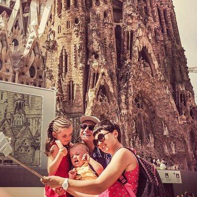 Sagrada Familia and Gaudi Private Tour with Skip the Line Tickets