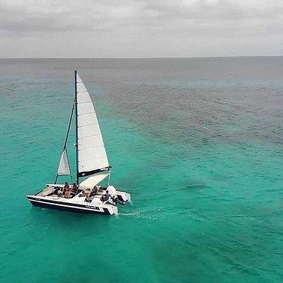 Barbados Catamaran Snorkel Cruise with Lunch and Open Bar