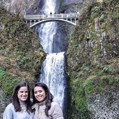 Waterfalls & Wine Tour-Multnomah Falls,Vineyards,Hood River Combo