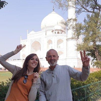 From Delhi : Sunrise Taj Mahal Tour with Elephant conservation 