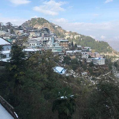 Nature's Trail: Dehradun to Mussoorie Private Day Trip