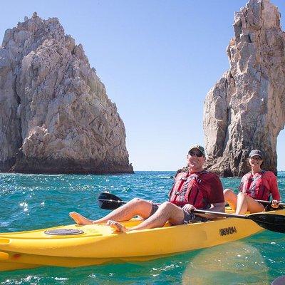 Private Los Cabos Arch and Playa del Amor Tour by Glass Bottom Kayak