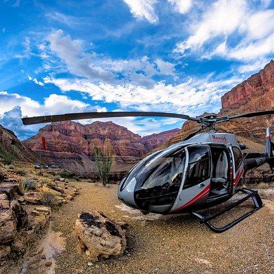 Grand Canyon Deluxe Helicopter Tour with Landing from Las Vegas