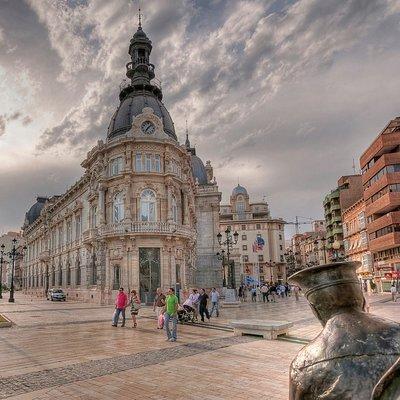 Private 4-hour walking tour of Cartagena with official tour guide