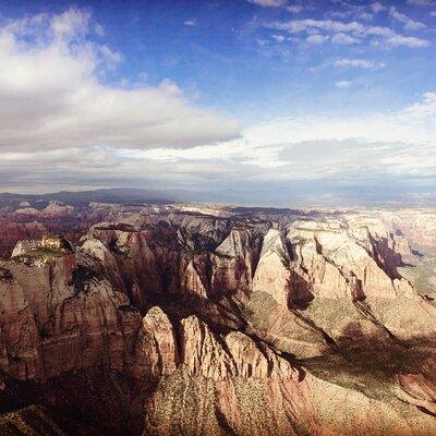 100 Mile Zion National Park Panoramic Helicopter Flight