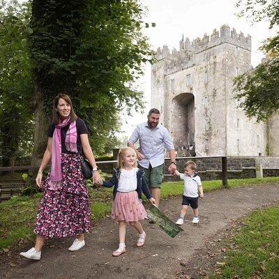 Skip the Line: Bunratty Castle and Folk Park Admission Ticket