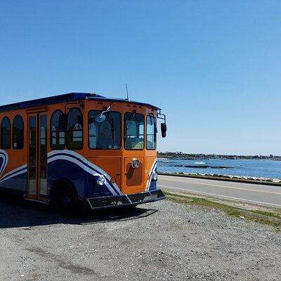 Newport's Famous Scenic Narrated Trolley Tour