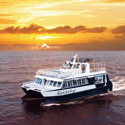 From Ma'alaea Harbor: Sunset Dinner Cruise Aboard the Quicksilver