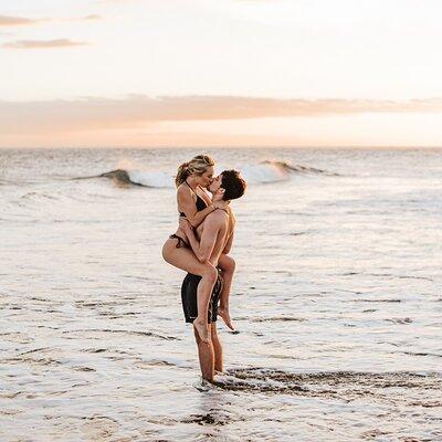 Isla Mujeres Photographer - Beach Photoshoot