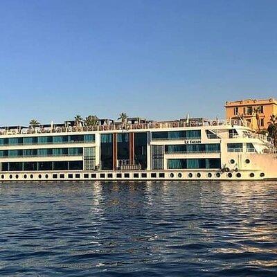 DELUXE Nile cruise from Luxor to Aswan and Abusimbel Tour