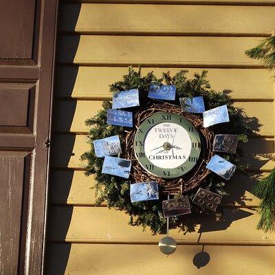 Guided Colonial Christmas Tour in Williamsburg