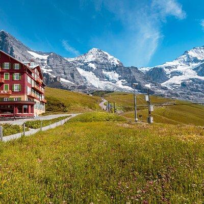 Grindelwald - Kleine Scheidegg - Lauterbrunnen Small Group Tour