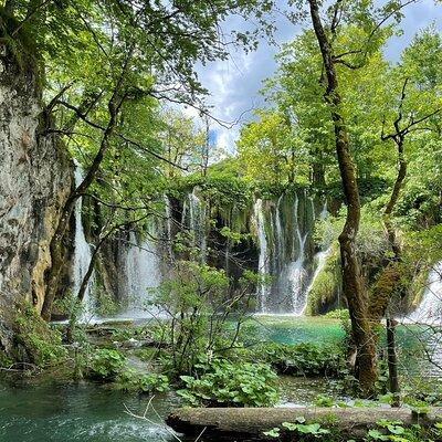 Plitvice Lakes with Ticket & Rastoke Tour from Zagreb