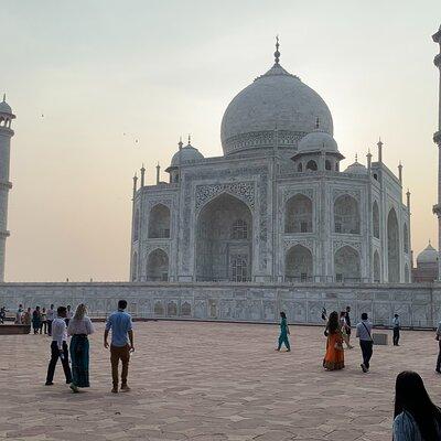  Private Sunrise Taj Mahal and Agra Fort Tour From Delhi To Agra- by AC Car