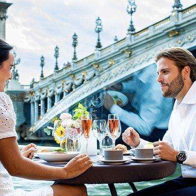 Bateaux Parisiens Seine River Gourmet Lunch & Sightseeing Cruise 