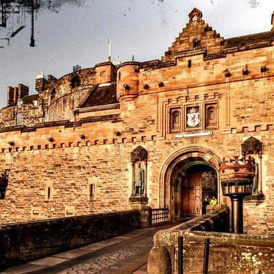 Edinburgh Castle Guided Tour - Tickets Included