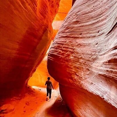 Peek-A-Boo Slot Canyon Tour UTV Adventure (Private)