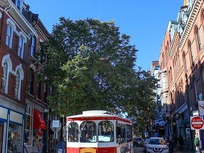 Discover Portland City and Lighthouse Tour