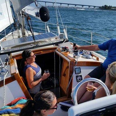 Luxury Sailing Tour of San Diego's Bay and Coastal Waterways