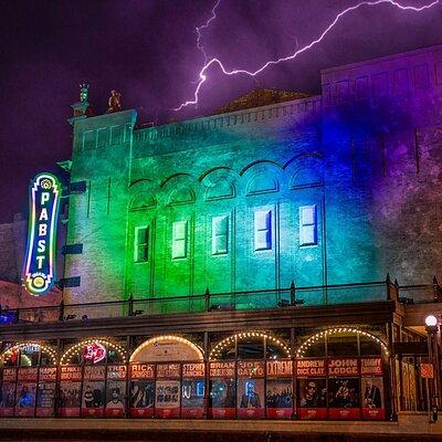 Brew City Ghosts: Macabre Milwaukee By US Ghost Adventures