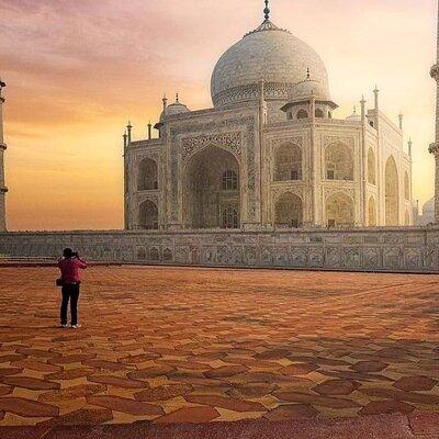 Taj Mahal Sunrise Private Guided Tour