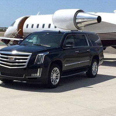 Private Departure Transfer from Edmonton to Edmonton Airport YEG